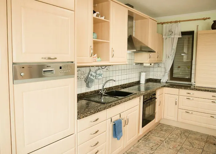 Haus Helene Apartamento Ochtendung